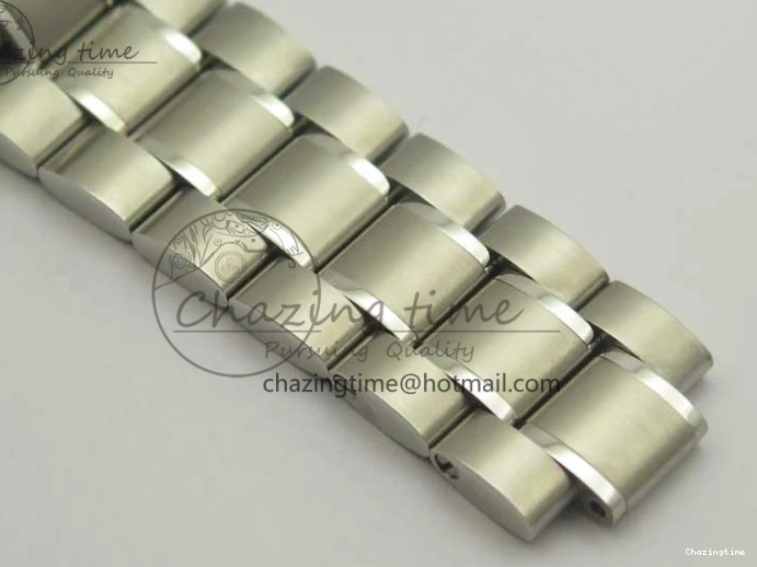 0217 UrbanChic Speedmaster Moonwatch OMF 1:1 Best Edition White Dial Black Hand on SS Bracelet A 8045